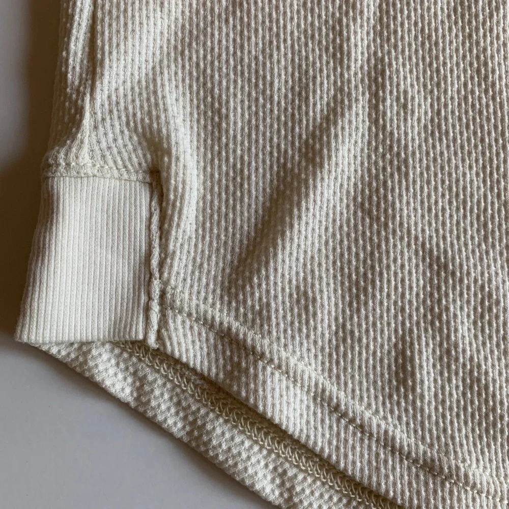 COPY - A cute columbia long sleeve shirt - Picture 10 of 11